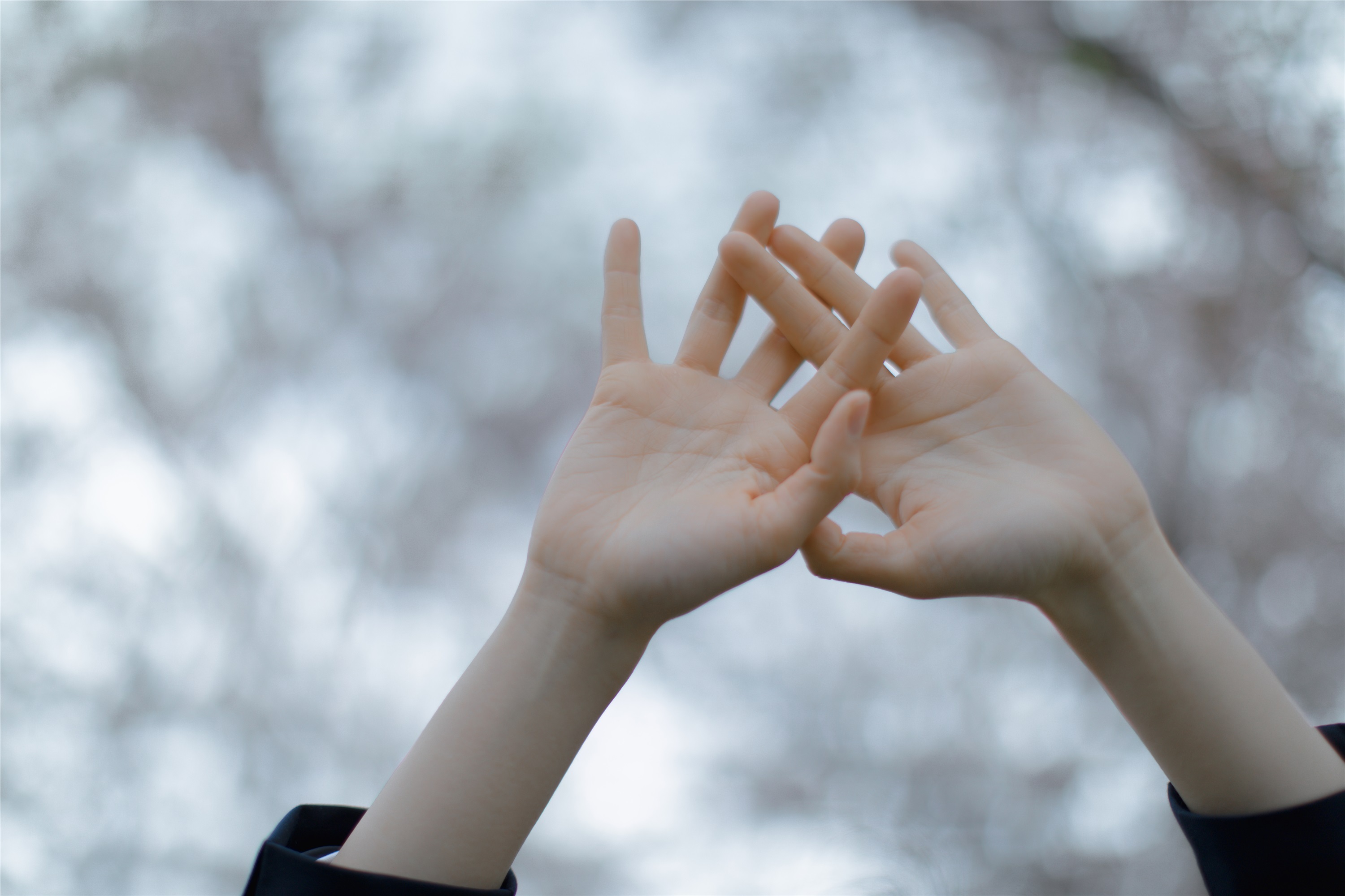 YITUYU艺图语 2021.09.02 樱花渐落 汤兮兮